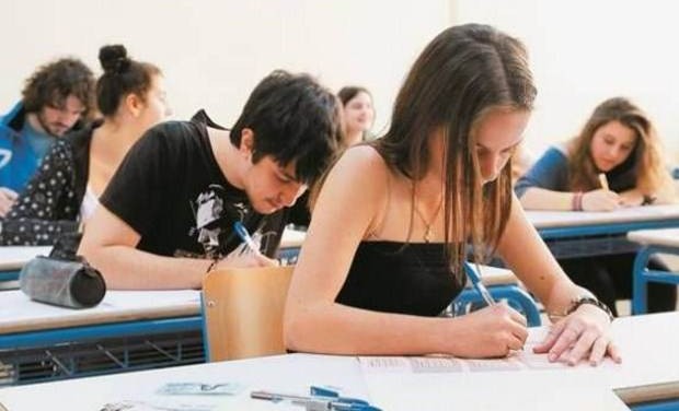 Νέα Ελληνικά Α’ Λυκείου, Κριτήριο (νέου τύπου) «Πρότυπα – Ιδανικά και Είδωλα» – Μη Λογοτεχνικό και Λογοτεχνικό κείμενο
