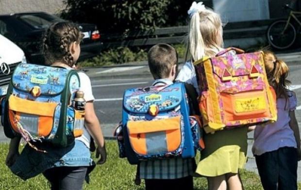 Ανακοίνωση της Ένωσης Διευθυντών για τη δράση «Η τσάντα στο σχολείο» σε όλα τα Δημοτικά Σχολεία