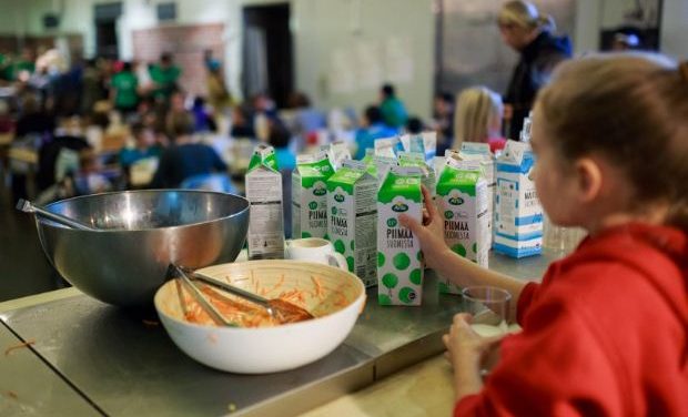Ξεκίνησε το Πρόγραμμα «Σχολικά Γεύματα» σε 950 σχολεία της χώρας