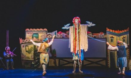 Ο Καραγκιόζης επιστρέφει στο ΚΘΒΕ – Η «Ειρήνη» του Αριστοφάνη στο Βασιλικό Θέατρο